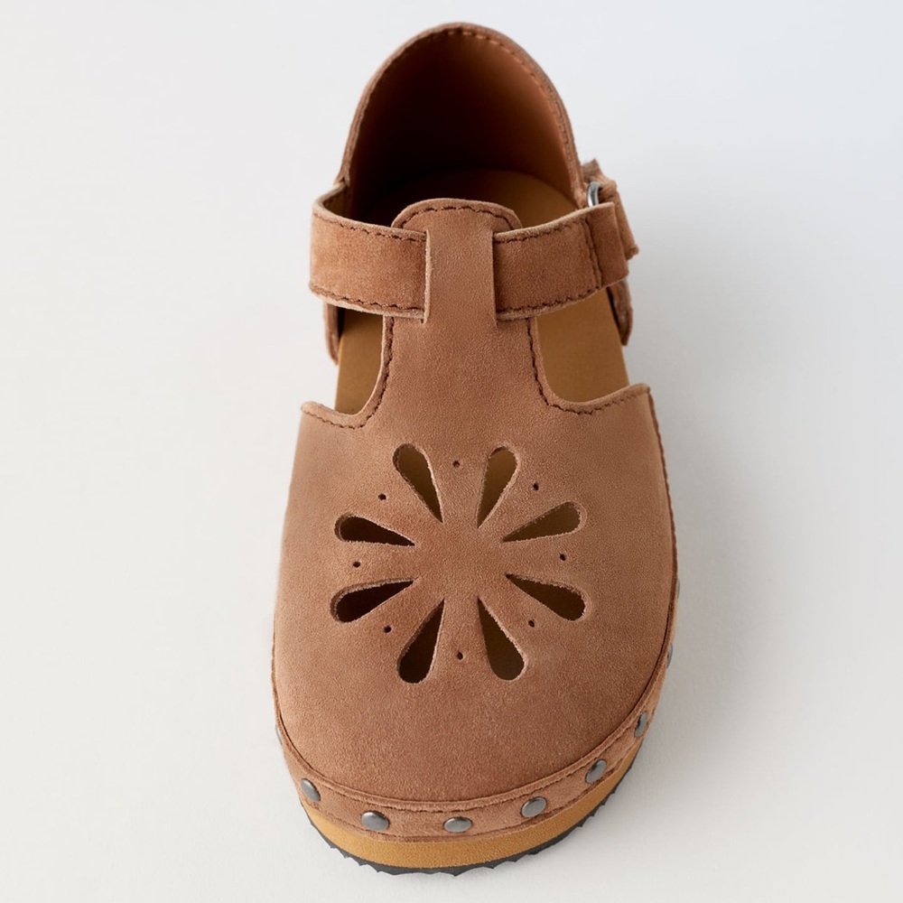 Zara Brown Clogs - Picture 5 of 5